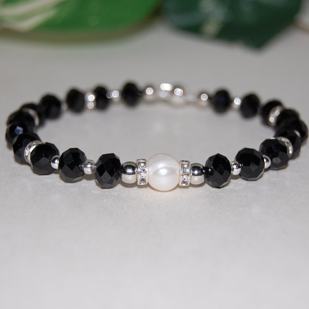 Freshwater Pearl Bracelet,Black Bracelet,Pearl and Black Glass Beads Bracelet